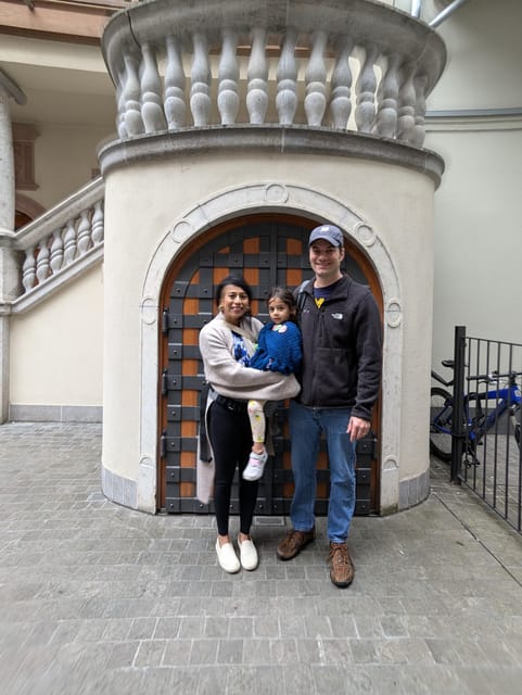 Private Tour with Native English speaking Local - Walking through Frankfurt’s New Old Town