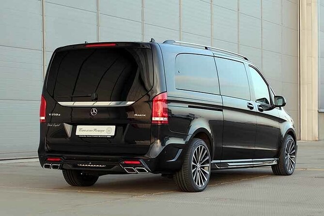 Private Transfer from Munich Airport to Munich City by Luxury Van - The 35-Minute Drive Into Munich