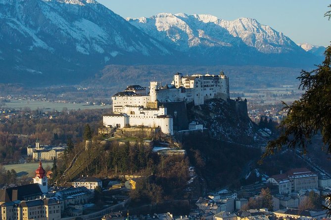 Private Transfer from Munich to Salzburg with 2 hours for sightseeing - The value of paying about $307 per person