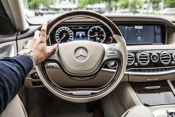 Private Transfer from Munich to Salzburg with 2 hours for sightseeing - Choosing the right vehicle for your luggage