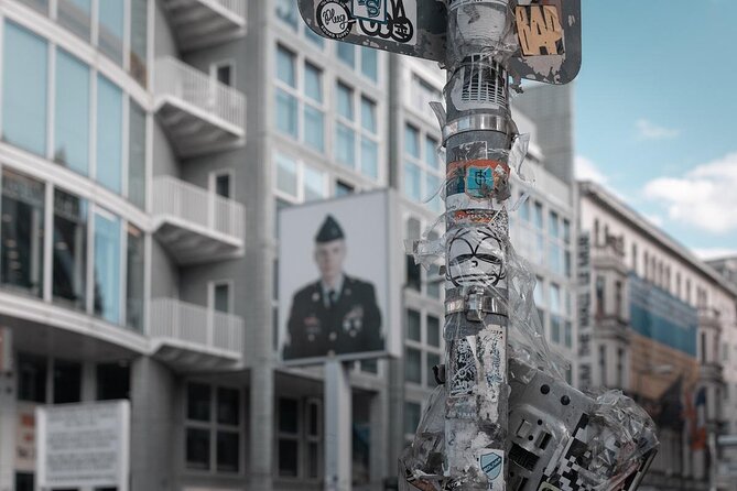 Private Walking Tour: Berlin Wall, Cold War and Checkpoint Charlie - Ride Berlin’s former ghost-train route