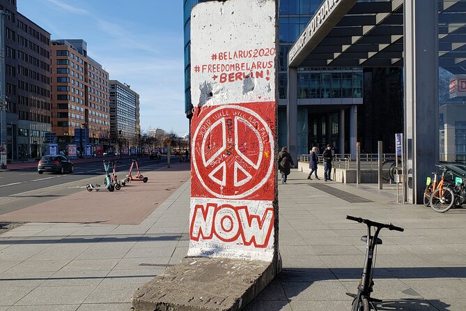 Private Walking Tour: Berlin Wall, Cold War and Checkpoint Charlie - Pause at the Palace of Tears