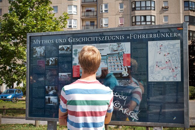 Private Walking Tour: World War 2 and Cold War Sites in Berlin - Checkpoint Charlie and the Palace of Tears