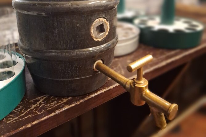 Public brewhouse tour in English - Stop four: Bierhaus en d’r Salzgass and the hoppiest pour