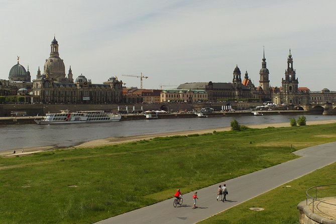 Public guided tour of the old town including a tour of the Frauenkirche - The Zwinger is Dresden’s grand outdoor stage