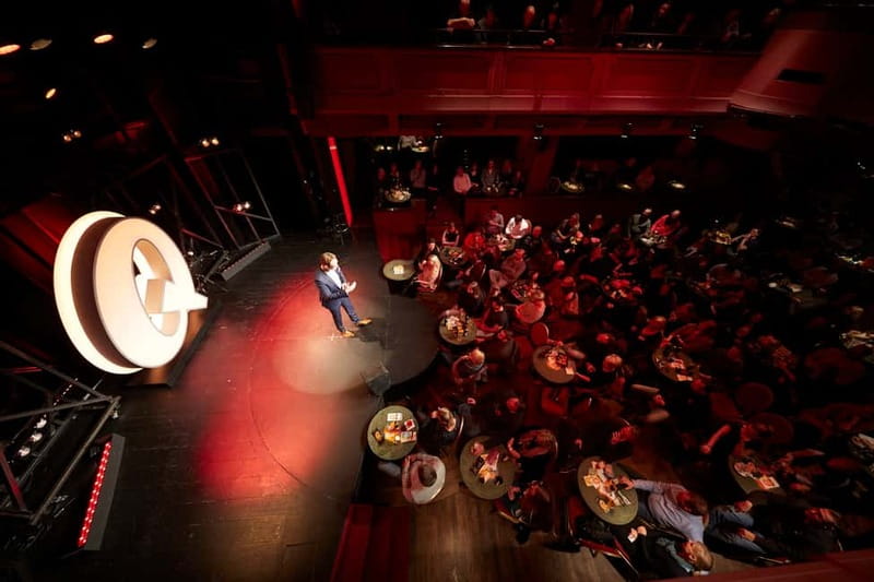 Quatsch Comedy Club Berlin: Die Live Show Entry Ticket - The two-hour program under the big Q