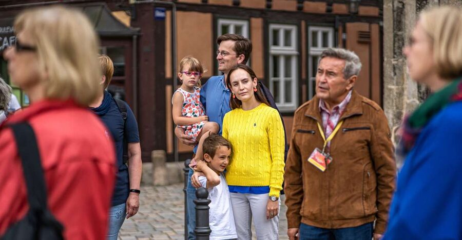 Quedlinburg: Guided City Highlights Walking Tour - Town hall, churches, and the old town streets