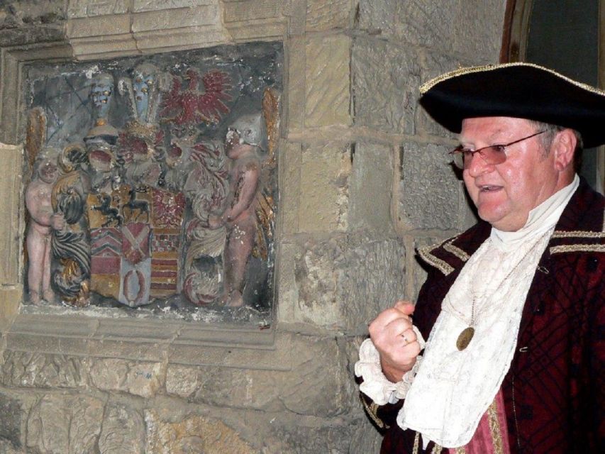 Quedlinburg: Historical Old Town Evening Walking Tour - What 90 minutes and $14 get you