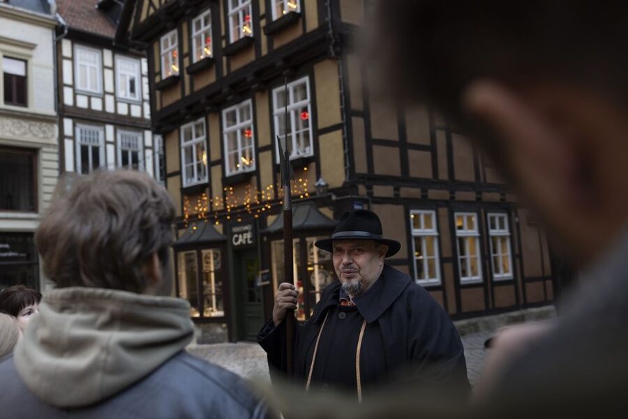 Quedlinburg: Historical Old Town Evening Walking Tour - Who will enjoy this evening walk