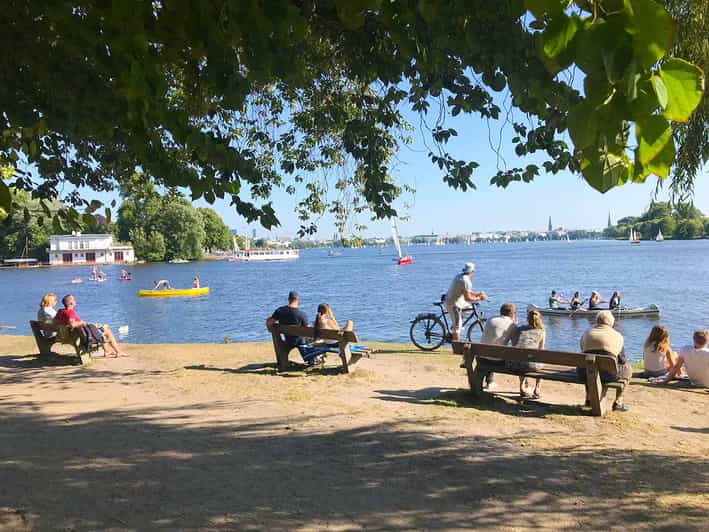 Radtour um die Alster & durch traumhafte Alsterviertel - Starting on Schlüterstrasse in Rotherbaum