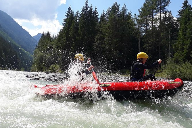 Rafting classic Iller - Level 2 white water tour - Starting at Outdoor Station in Blaichach