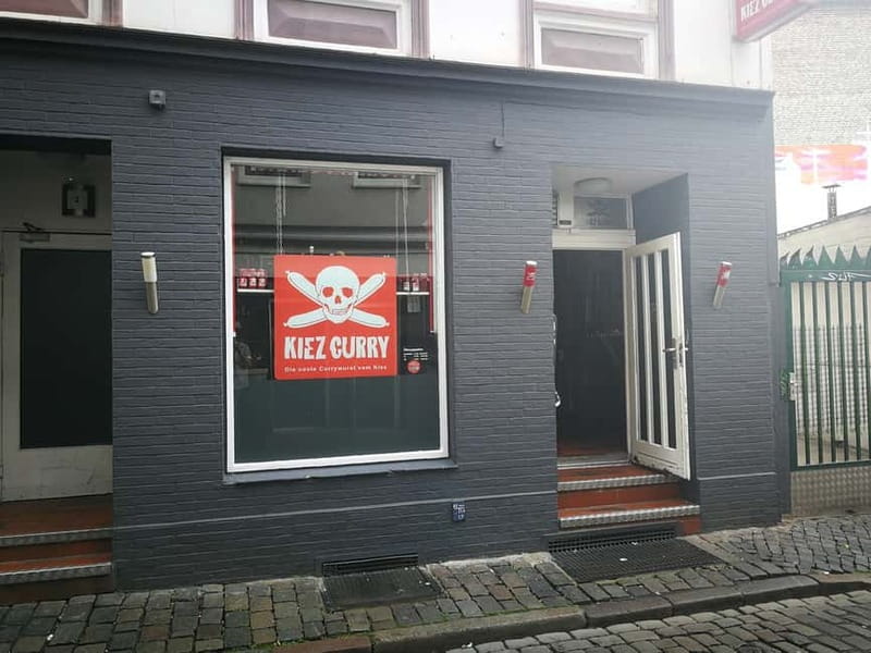 Reeperbahn Tour: Sex, Sin, Parties, and Crime - The Police Station, Crime Stories, and Local Boundaries