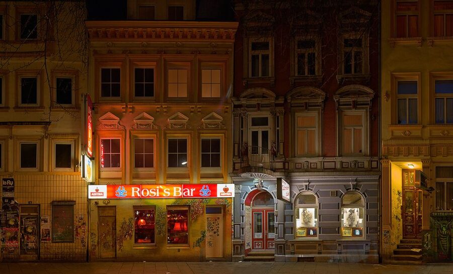 Reeperbahn Walking Tour with St. Pauli Local - Ending with a local bar and farewell drink