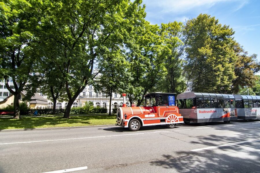 Regensburg: City Tour with the Bimmelbahn Train - What the 45-minute route shows you
