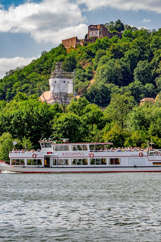 Regensburg: Klinger's Sightseeing Boat Tour to Walhalla - Final verdict: a scenic trip with one demanding condition