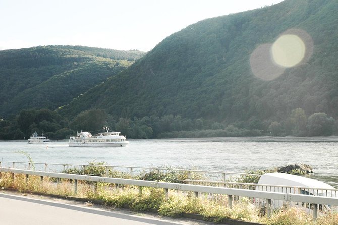 Rhine Valley Trip from Frankfurt including Rhine River Cruise - Assmannshausen and the meal stop