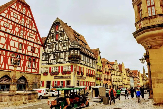 Romantic Road Exclusive Private Tour from Munich to Rothenburg ob der Tauber - Leaving Munich in a private minivan