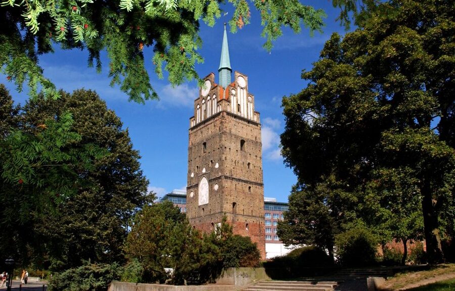 Rostock: Guided tour of the historic city center - Meeting at the Tourist-Information Rostock
