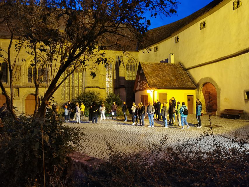 Rothenburg: Private Night Watchman Tour - City walls and the gateway with high towers