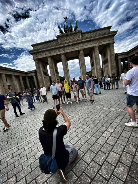 Rude Bastards Tour of Berlin - From jokes to Berlin’s major landmarks