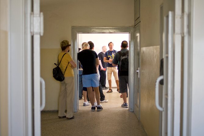 Sachsenhausen Concentration Camp Bus Tour in English from Berlin - The commandant’s house and the machinery of control