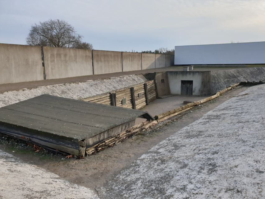 Sachsenhausen Memorial: Walking Tour from Berlin - Tower A and the roll-call square