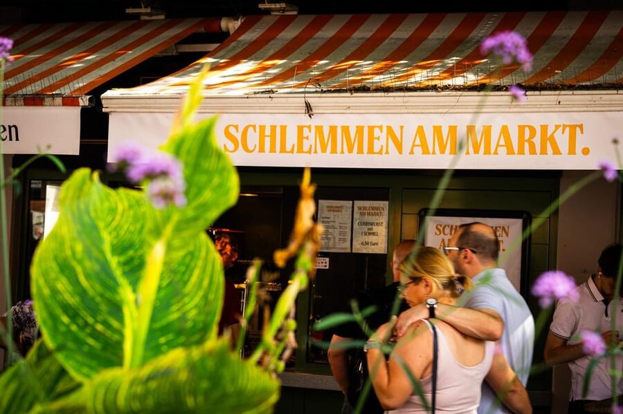 Short & sweet: Tasting the Viktualienmarkt - Starting beneath Munich’s Glockenspiel