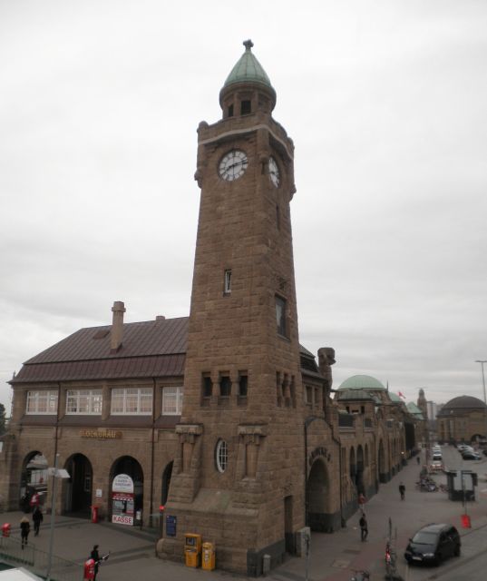 St. Michael’s, Elbe Tunnel & Harbor 2-Hour Hamburg Tour - What the private format adds