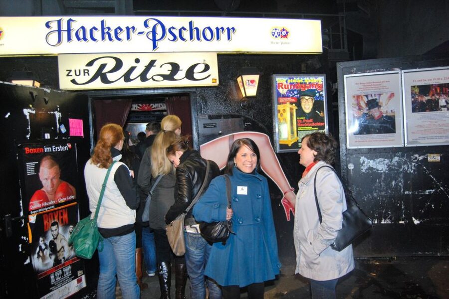St. Pauli: Daytime Tour - Olivia Jones, the Dollhouse, and local personalities