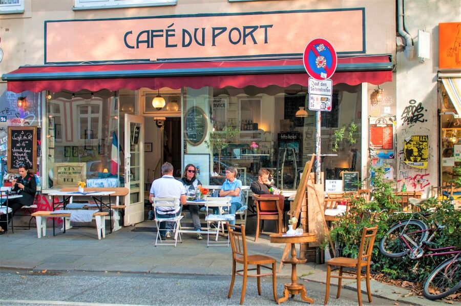 St. Pauli: Guided Food Tour with 5 Tastings - Stop one: Your first taste of multicultural St. Pauli