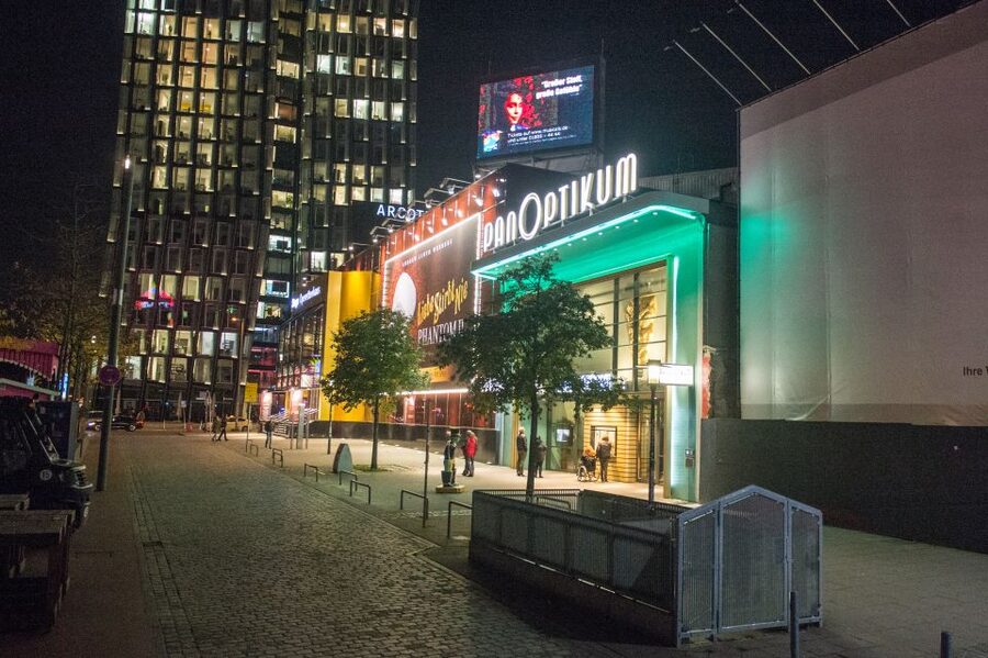 St. Pauli Nightlife Tour with Drag Queen in German - FAQ