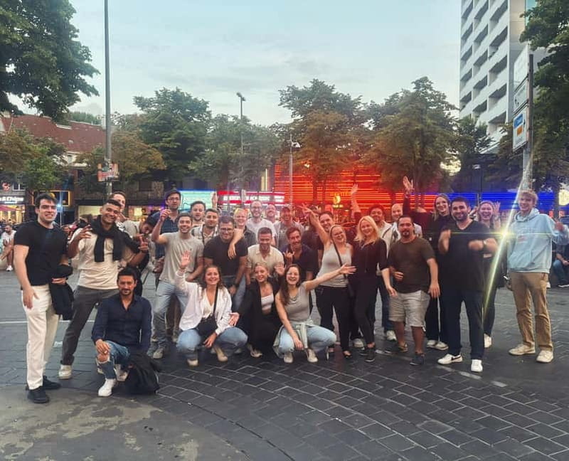 St Pauli - Reeperbahn PubCrawl – The Original Since 2008 - The second stop: more time to find your crowd