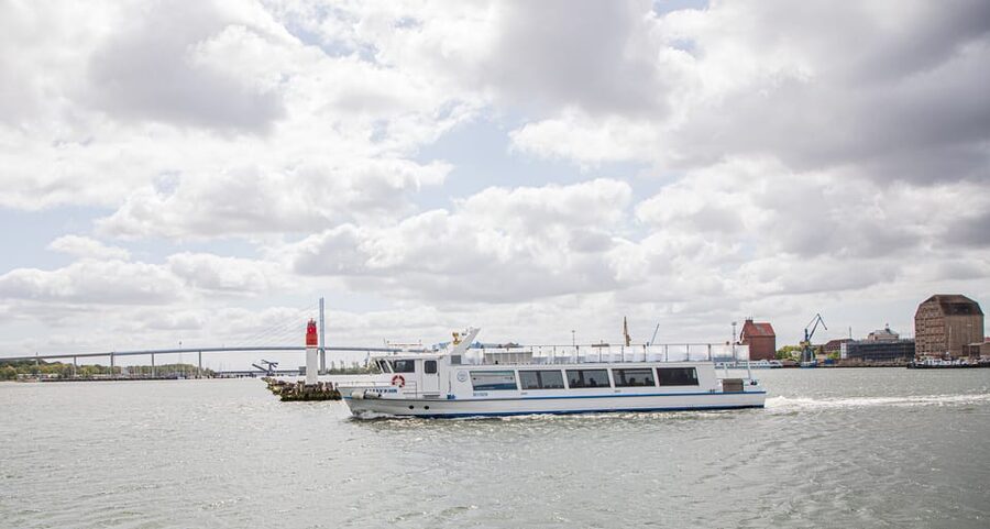 Stralsund: 1-Hour Harbor Cruise - Seeing the Skyline From the Rooftop