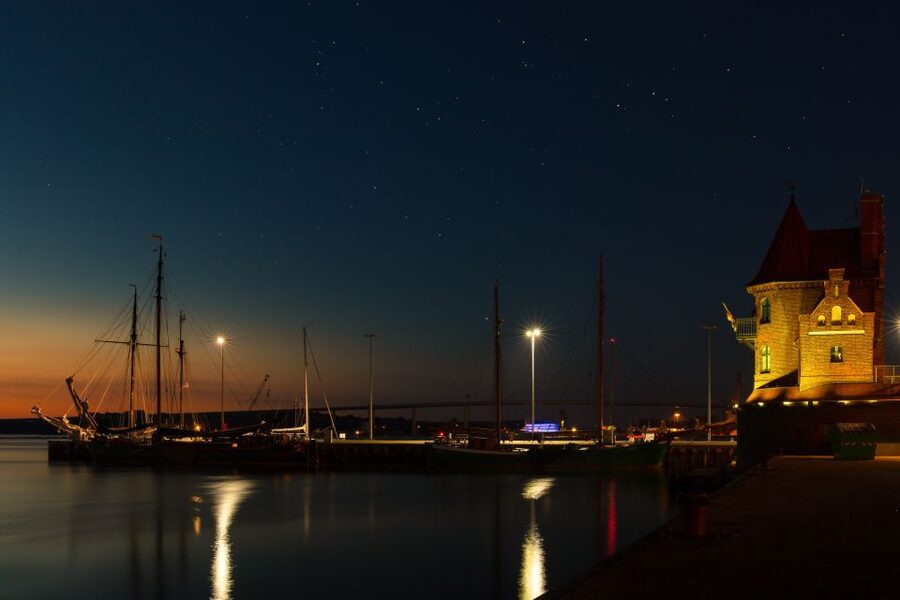 Stralsund: Old Town Evening Tour with a Night Watchman - What the price means at $181 per person