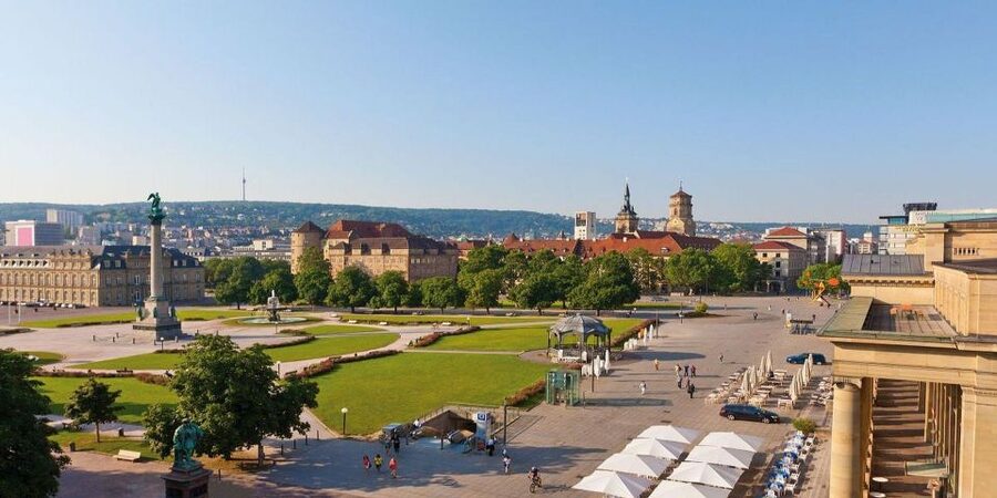Stuttgart: City Highlights - Guided Walking Tour - Palace gardens with sculptures, fountains, and lakes