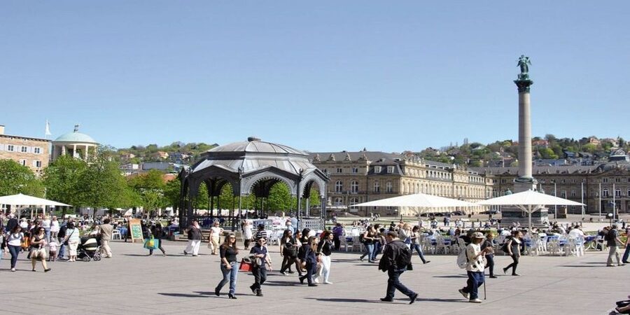 Stuttgart: City Highlights - Guided Walking Tour - What the guide adds in one hour