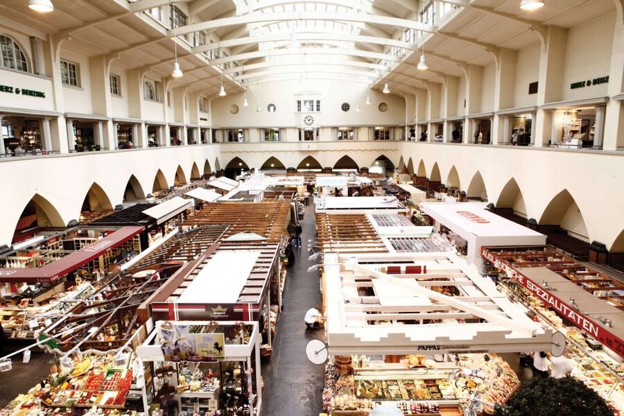 Stuttgart: Guided Tour of the Stuttgart Market Hall - Starting Outside With Architecture And History