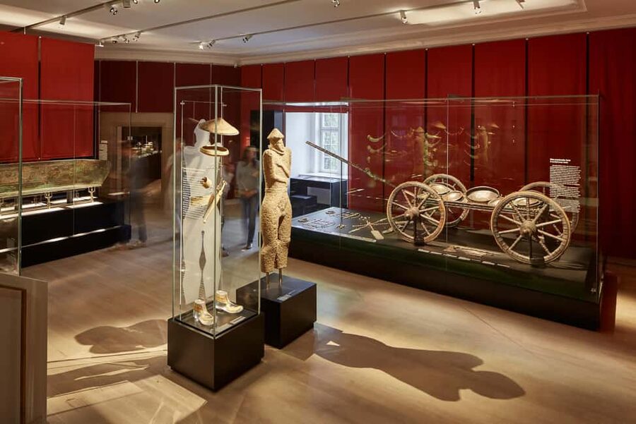 Stuttgart: Landesmuseum Württemberg Old Castle Entry Ticket - Five useful things to know before you go