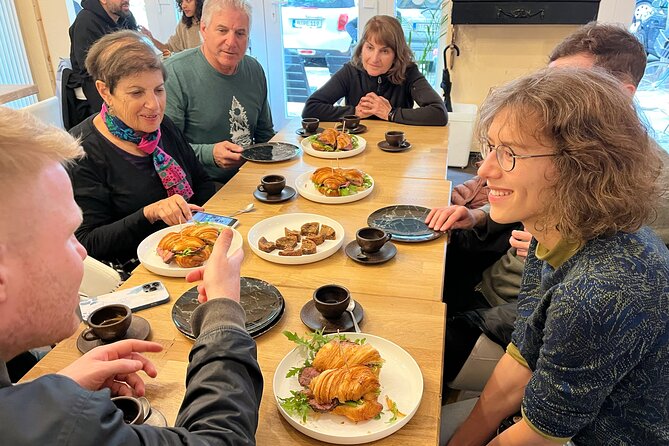 The Berlin Culinary Experience: A Regional & Cultural Food Tour - Small groups, guide style, and the social side