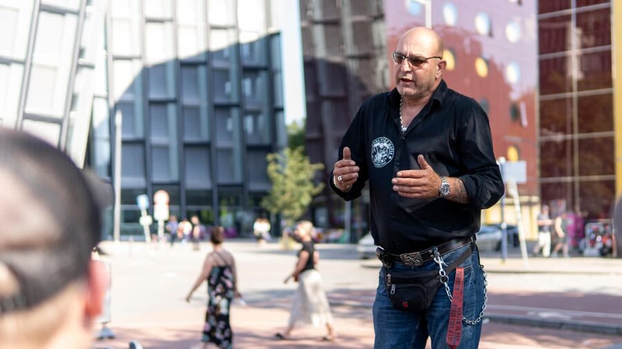 Uncle Jan's Neighborhood Tours - The Dancing Towers and Hamburg’s modern edge