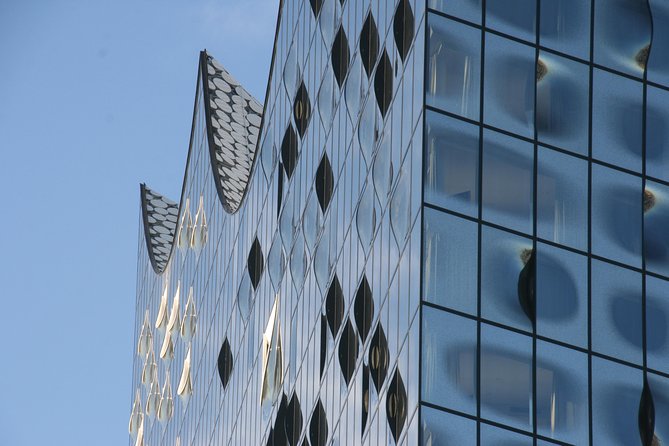 UNESCO World Heritage - Speicherstadt and Kontorhaus district - Messberghof: architecture with a difficult past