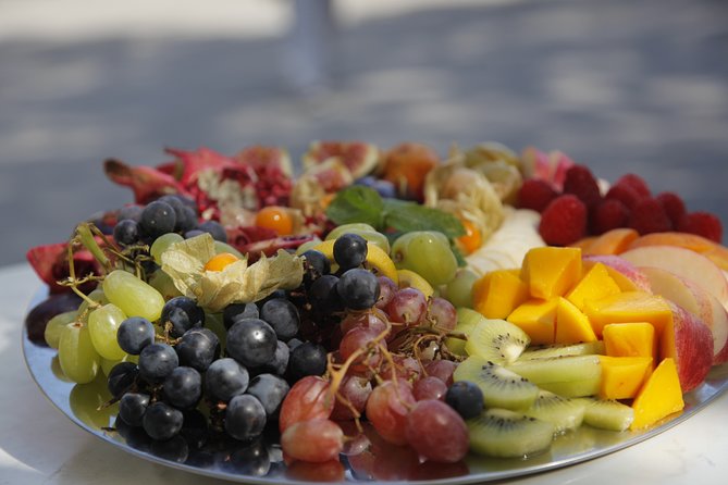 Viktualienmarkt tasting tour - Beginning near Isartor and reaching the market