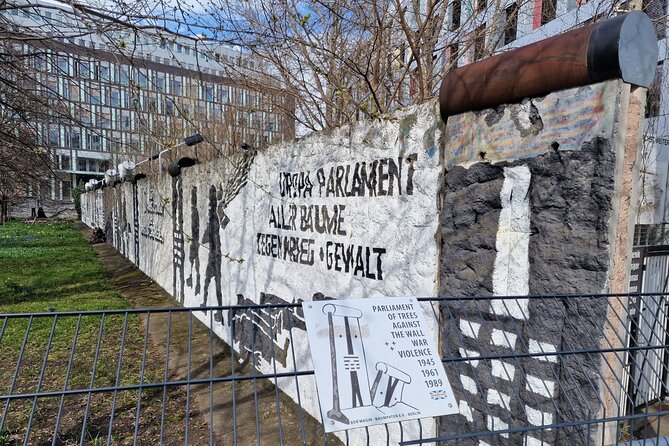 Walking on the Wall: 3-Hour Tour in Berlin - Ninety Minutes at the Berlin Wall Memorial