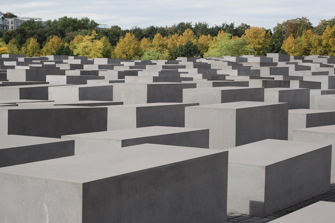 Warnemuende Shore Excursion: Private Berlin Tour - Berlin’s war memorials and the Hitler bunker site