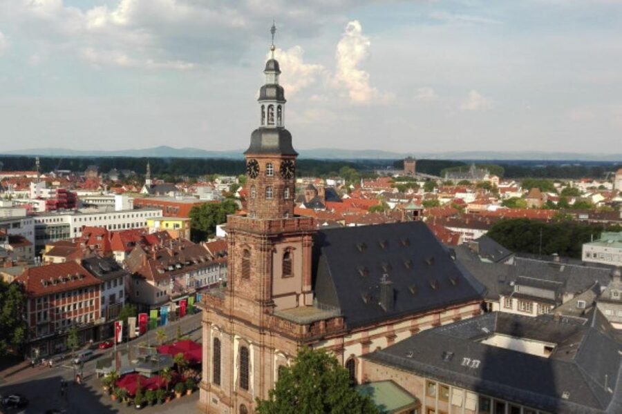 Worms: Historic Walking Tour With Heike - Reading medieval images and forgotten symbols