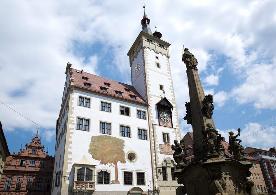 Würzburg: Guided Walking Tour - Neumünster’s Baroque turn