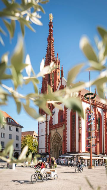 Würzburg: Guided Walking Tour - Marienkapelle and the late Gothic market square